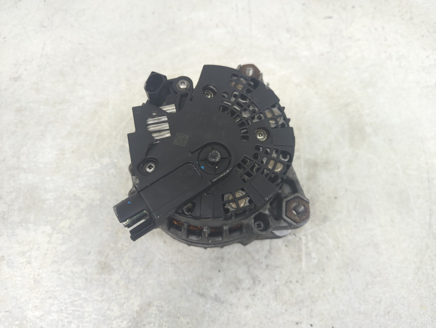 2017-2020 Jaguar F-Pace Alternator Replacement Generator Charging Assembly Engine OEM Fits Fits 2017 2018 2019 2020 OEM Used