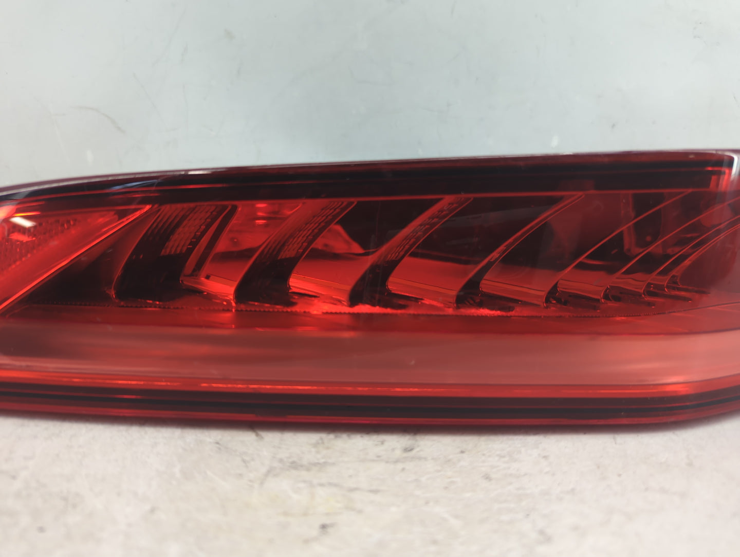 2017-2020 Jaguar F-Pace Tail Light Assembly Driver Left OEM P/N:HK83-13405-BB Fits Fits 2017 2018 2019 2020 OEM Used Auto Pa