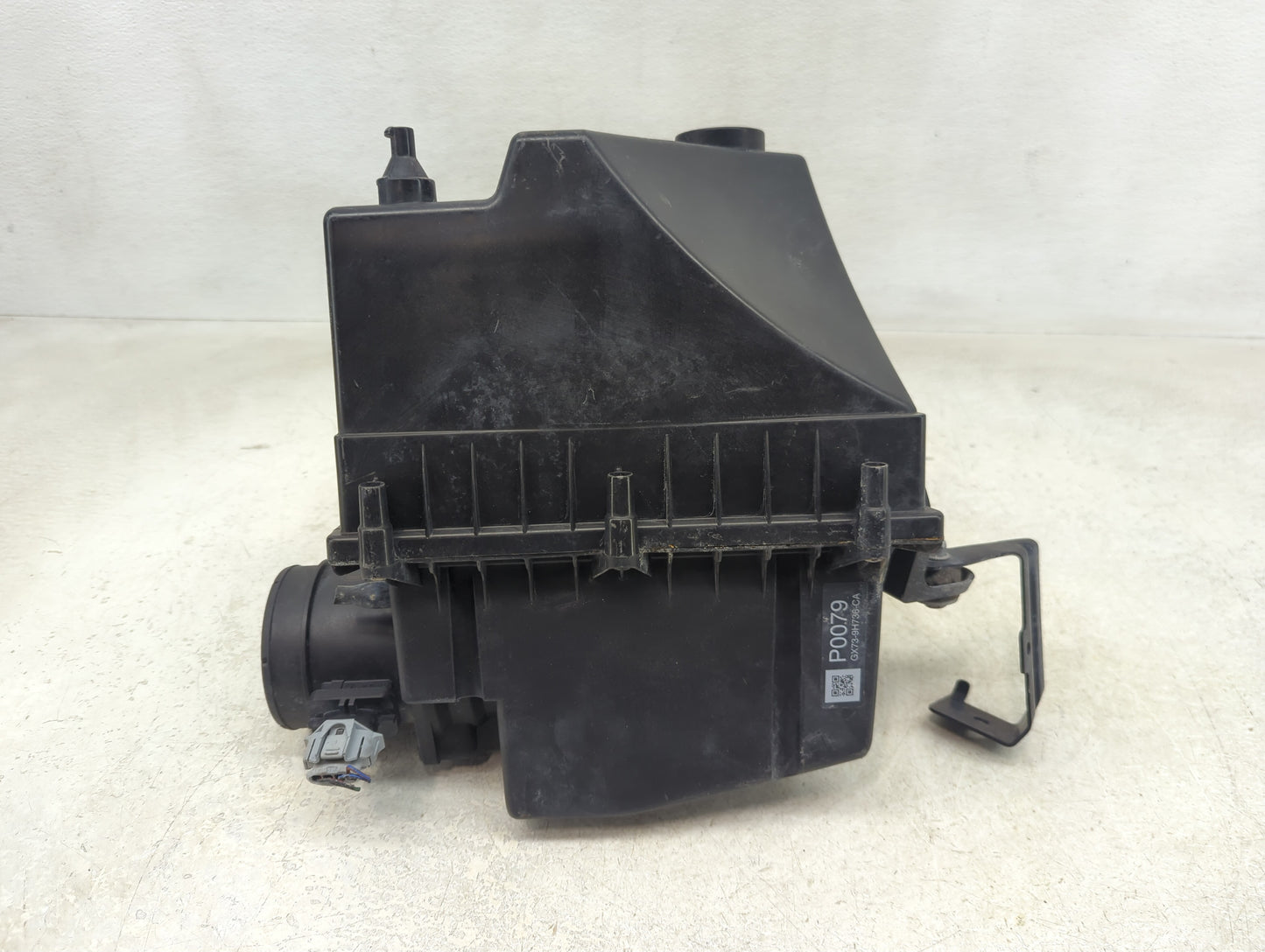2017-2019 Jaguar F-pace Air Cleaner Intake-duct Hose Tube - Oemusedautoparts1.com
