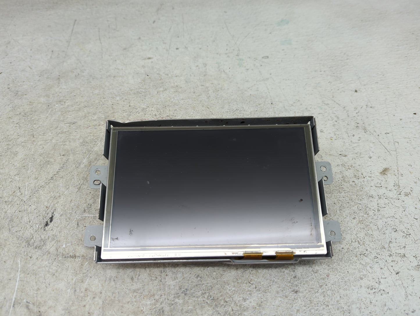 2017-2018 Jaguar F-pace Information Display Screen - Oemusedautoparts1.com