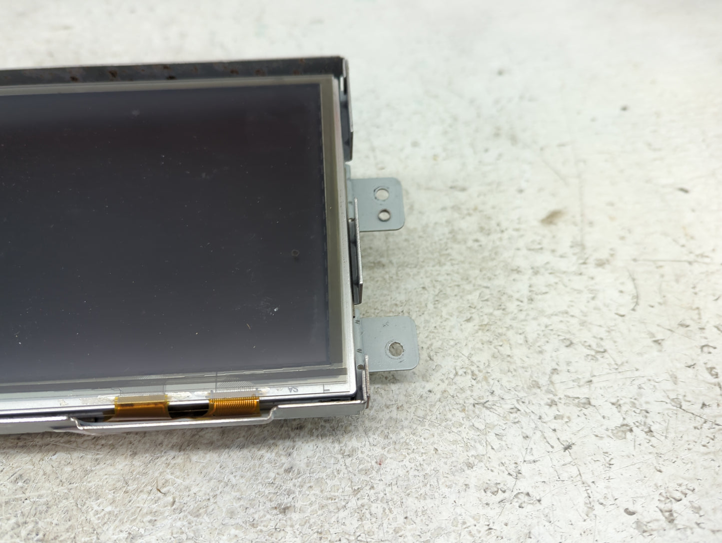 2017-2018 Jaguar F-pace Information Display Screen - Oemusedautoparts1.com