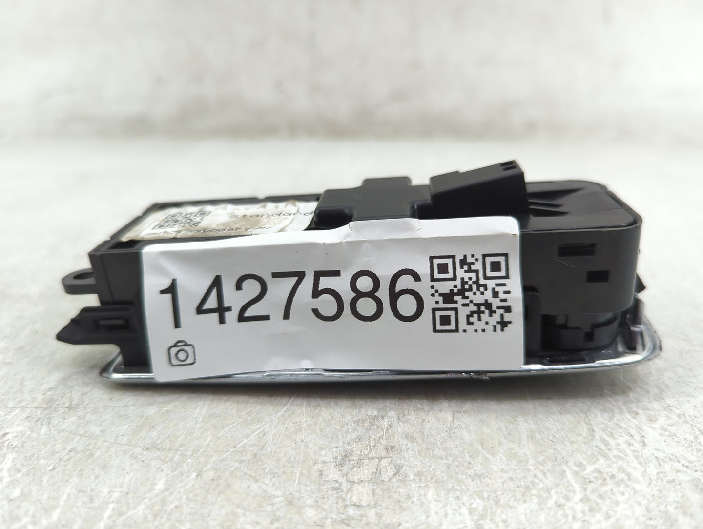 2017-2020 Jaguar F-Pace Master Power Window Switch Replacement Driver Side Left P/N:SW1T390S00F Fits Fits 2017 2018 2019 202