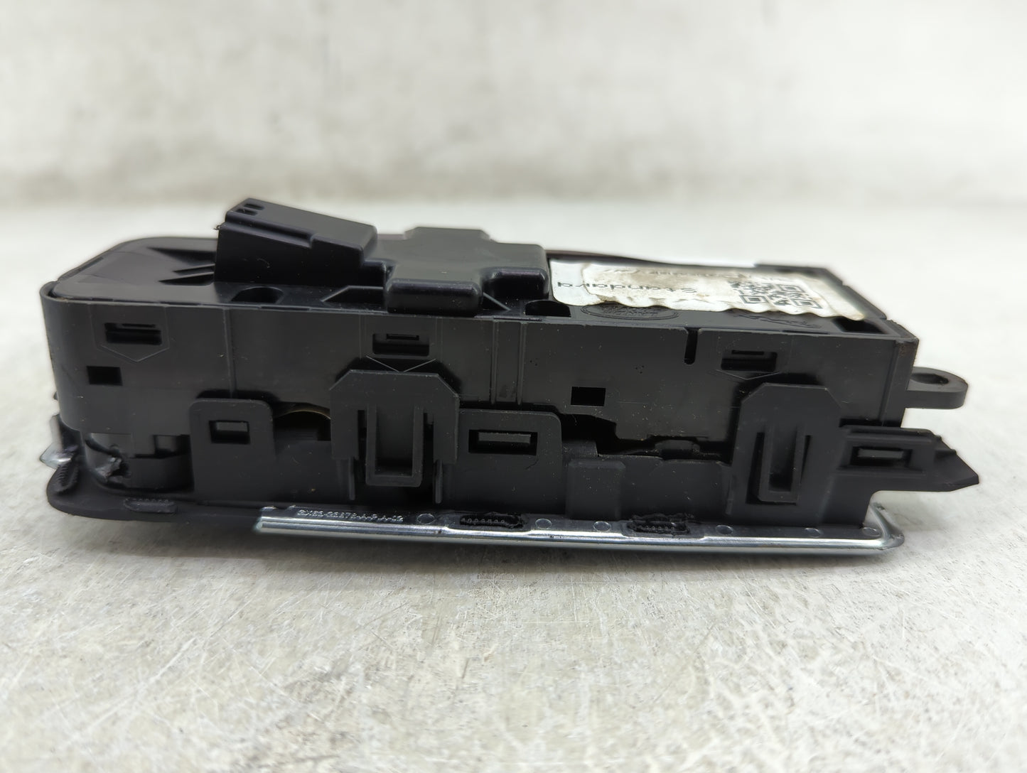 2017-2020 Jaguar F-Pace Master Power Window Switch Replacement Driver Side Left P/N:SW1T390S00F Fits Fits 2017 2018 2019 202