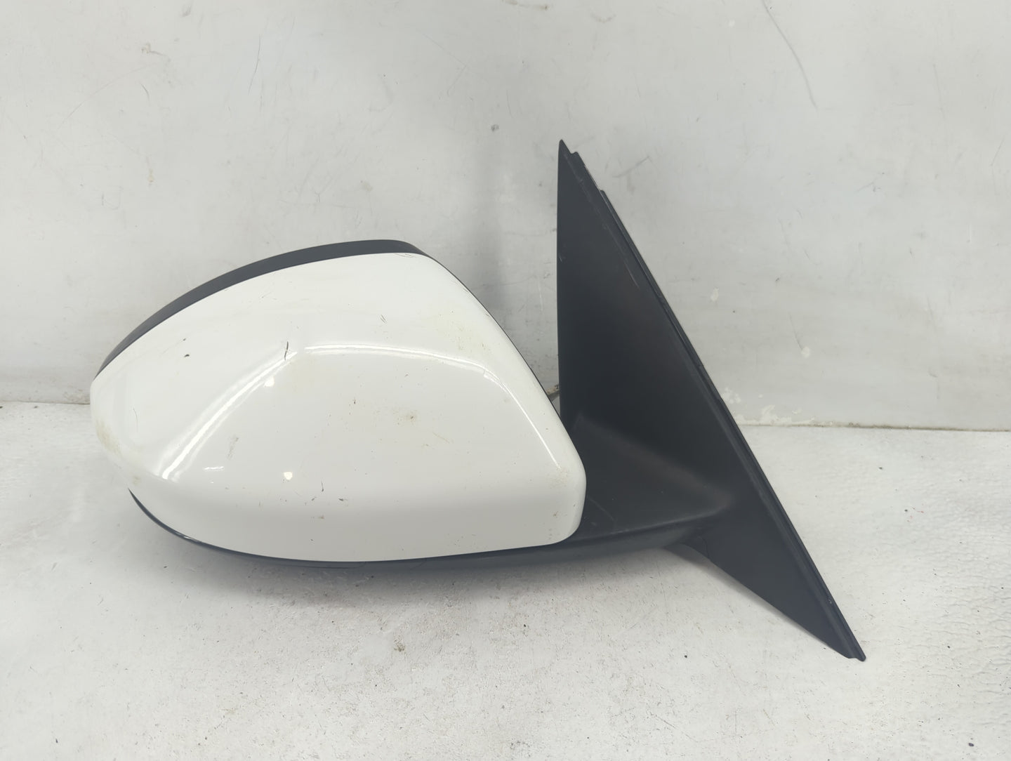 2017-2020 Jaguar F-Pace Passenger Side View Mirror - Right Door Mirror OEM Used - Oemusedautoparts1.com
