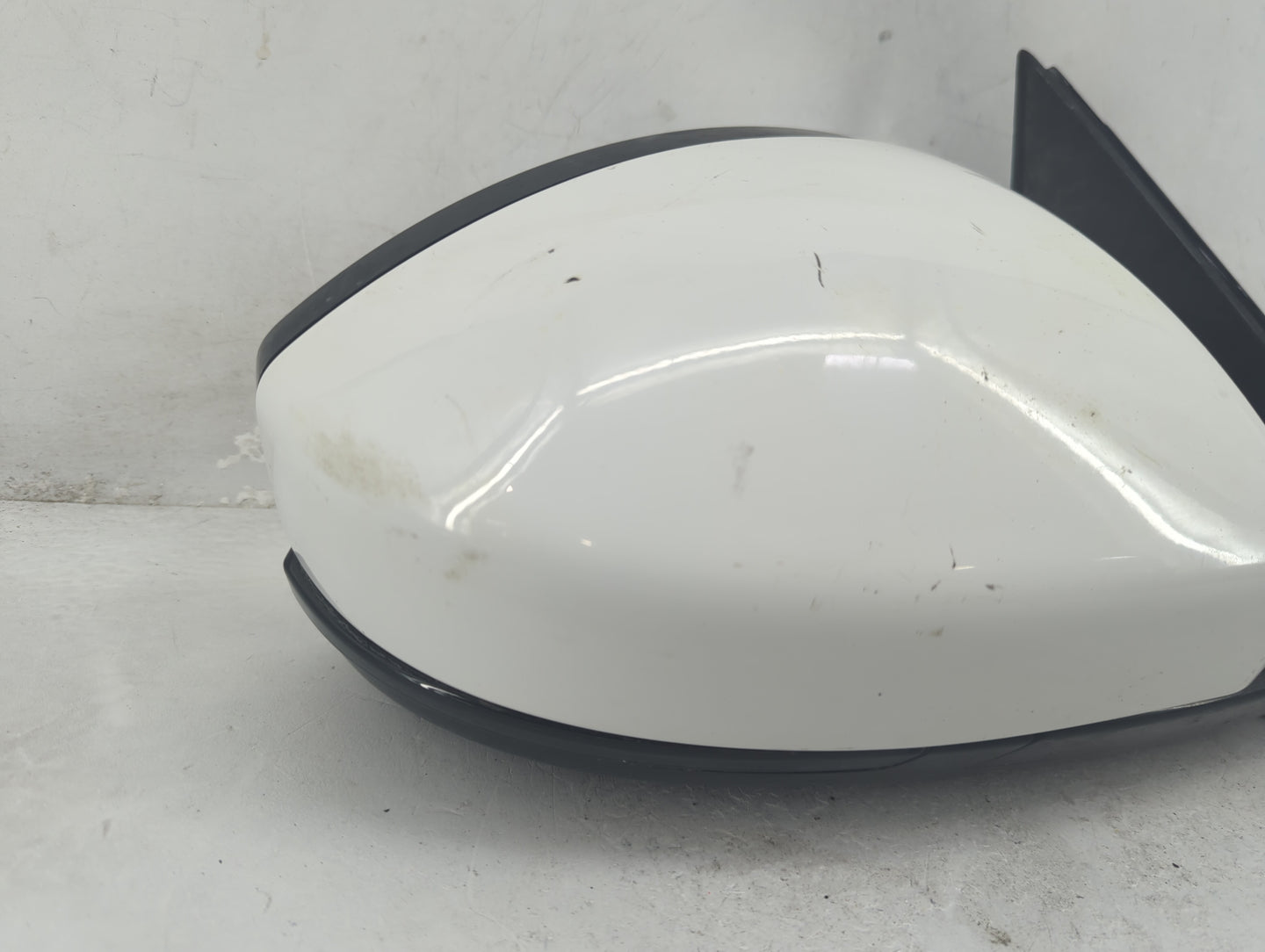 2017-2020 Jaguar F-Pace Passenger Side View Mirror - Right Door Mirror OEM Used - Oemusedautoparts1.com