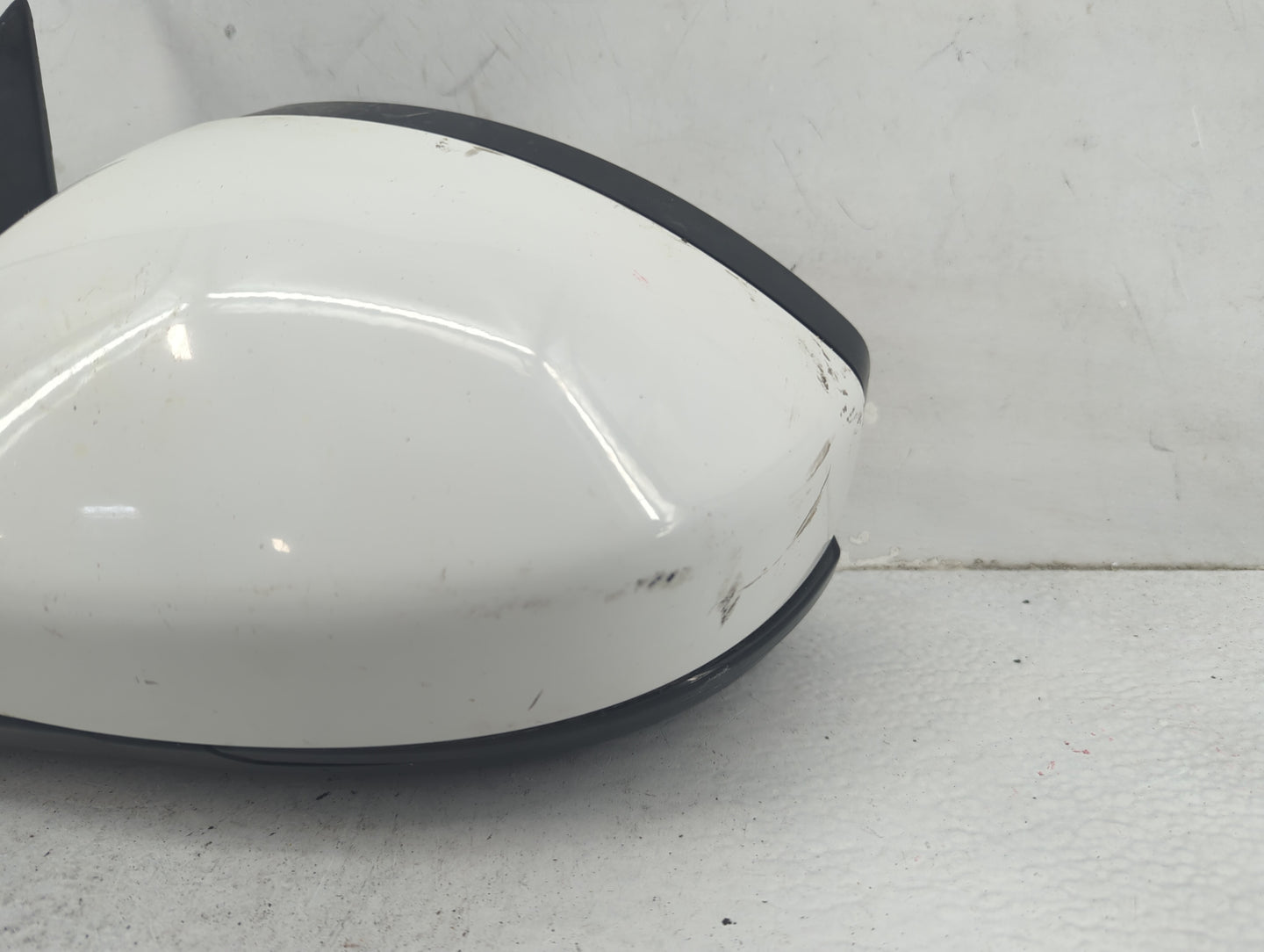 2017-2020 Jaguar F-Pace Driver Side View Mirror - Left Door Mirror OEM Used - Oemusedautoparts1.com