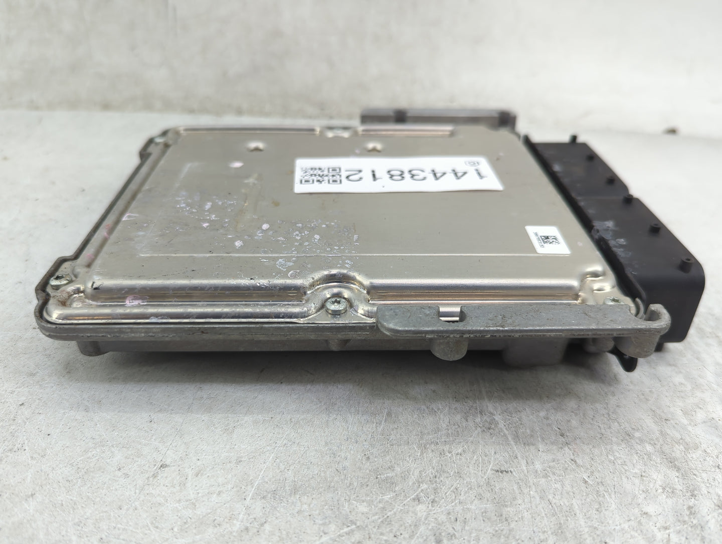 2017 Jaguar F-Pace PCM Engine Control Computer ECU ECM PCU OEM P/N:CPLA-12B684-YF 0261S08759 Fits OEM Used Auto Parts - Oemu