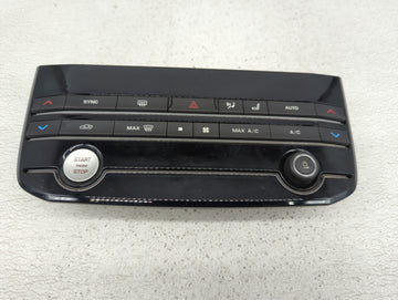 2017 Jaguar F-Pace Climate Control Module Temperature AC/Heater Replacement P/N:GX63-18C858-RE Fits Fits 2016 OEM Used Auto 