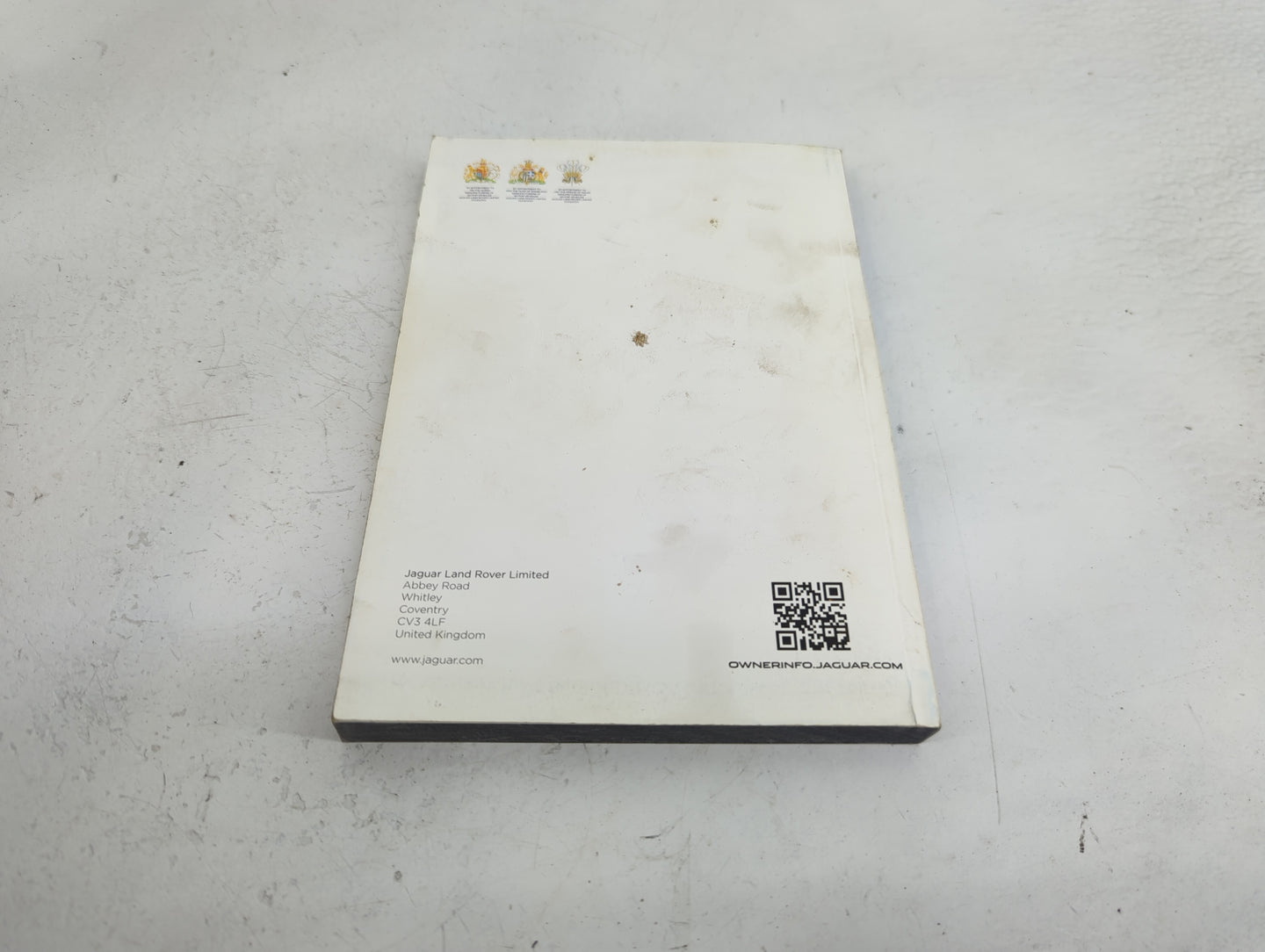 2017 Jaguar F-Pace Owners Manual Book Guide P/N:JJM1802 38171 OEM Used Auto Parts - Oemusedautoparts1.com