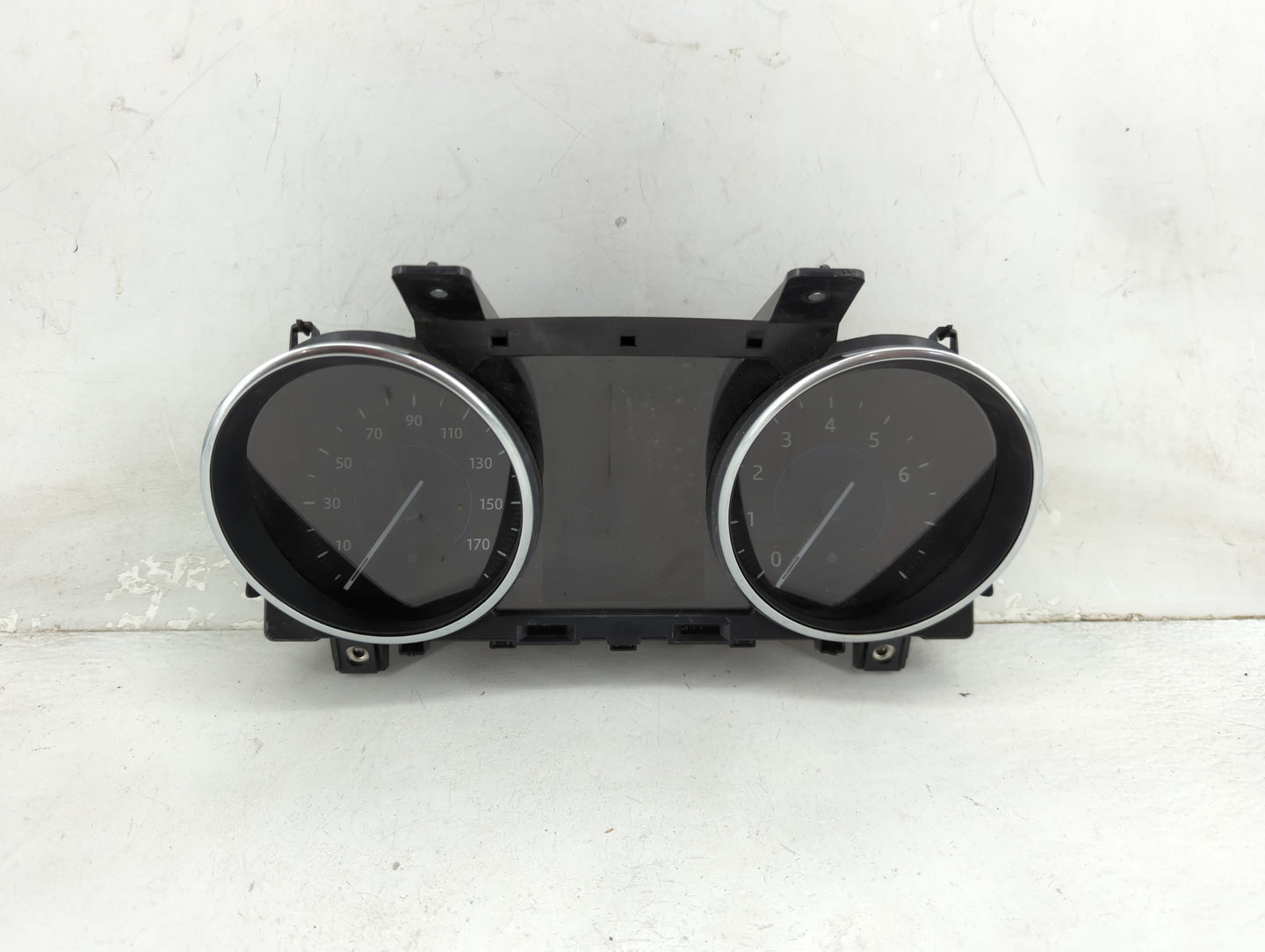 2017 Jaguar F-Pace Instrument Cluster Speedometer Gauges P/N:HK8310849AE LR-0043-001 Miles: Fits OEM Used Auto Parts - Oemus