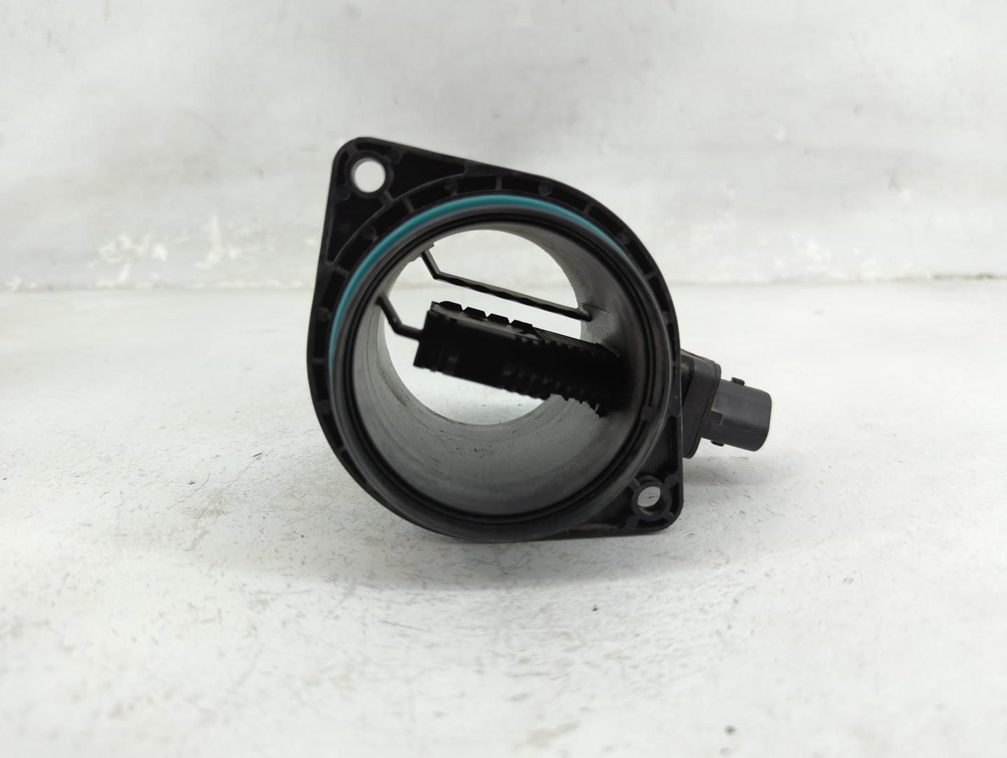 2017-2020 Jaguar F-pace Mass Air Flow Meter Maf 1463587 - Oemusedautoparts1.com