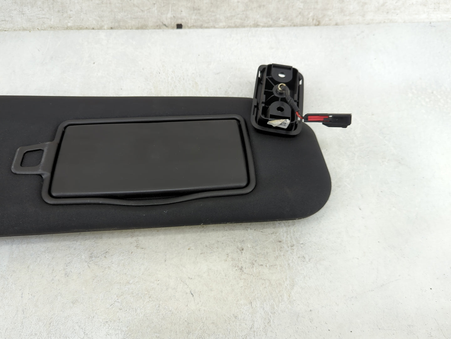 2017-2020 Jaguar F-Pace Sun Visor Shade Replacement Passenger Right Mirror Fits Fits 2017 2018 2019 2020 OEM Used Auto Parts