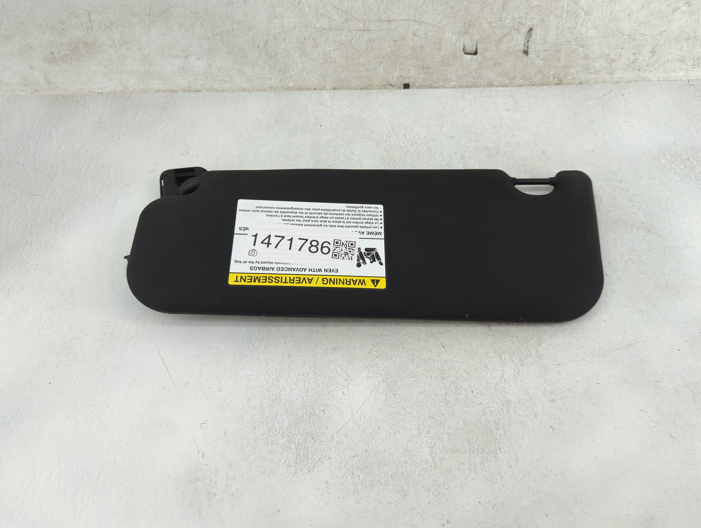 2017-2020 Jaguar F-Pace Sun Visor Shade Replacement Passenger Right Mirror Fits Fits 2017 2018 2019 2020 OEM Used Auto Parts