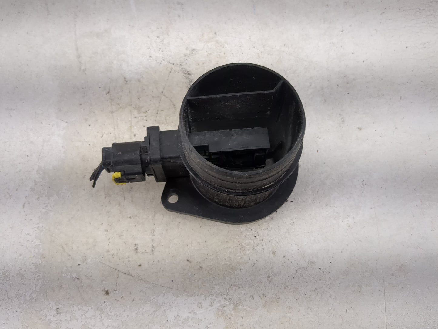 2017-2020 Jaguar F-pace Mass Air Flow Meter Maf 1477006 - Oemusedautoparts1.com