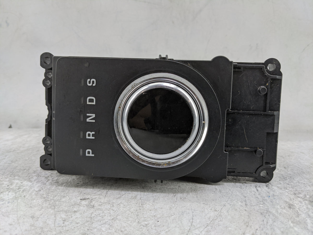 2017 Jaguar F-pace Floor Console Assembly Shifter - Oemusedautoparts1.com