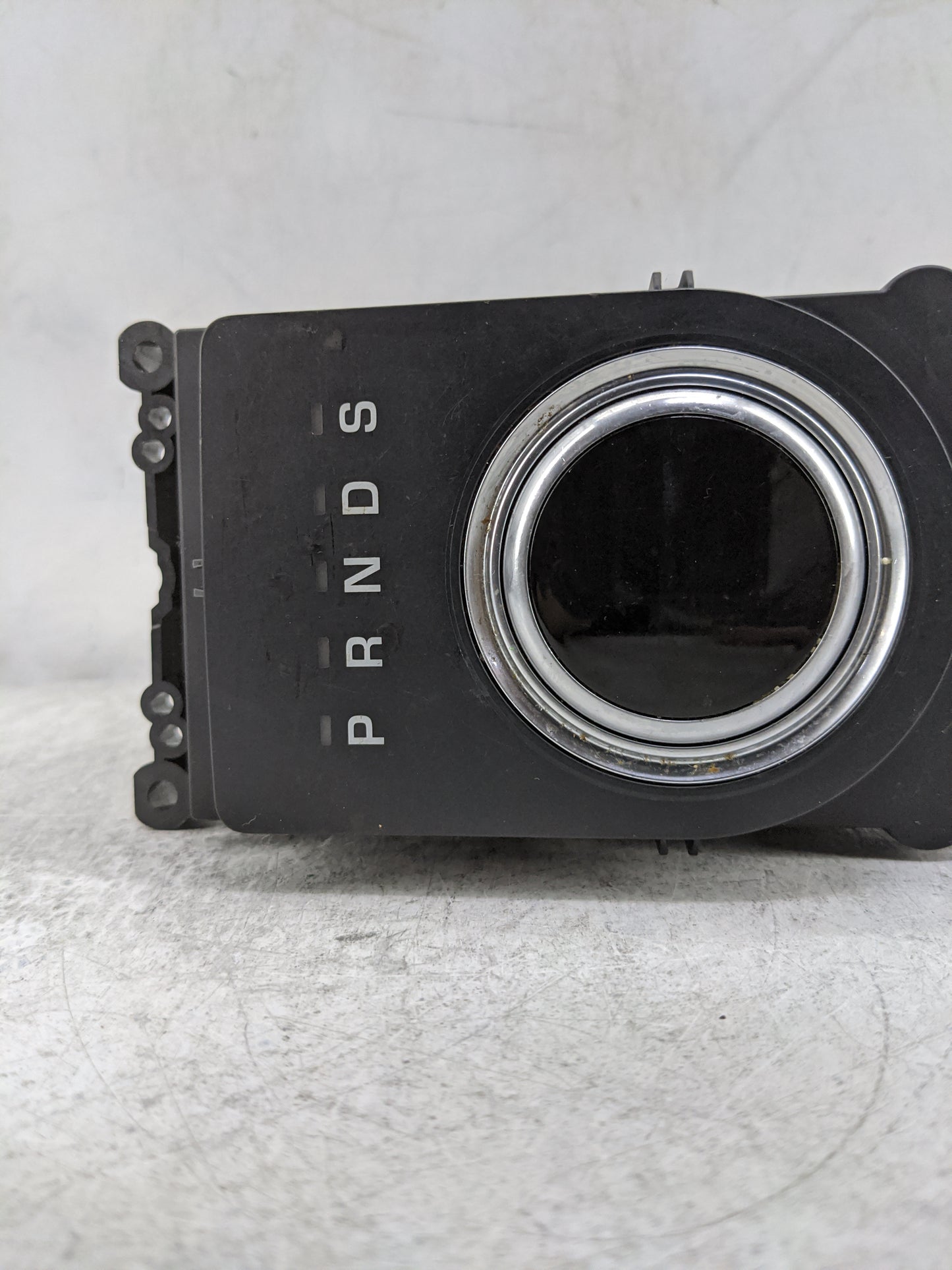 2017 Jaguar F-pace Floor Console Assembly Shifter - Oemusedautoparts1.com