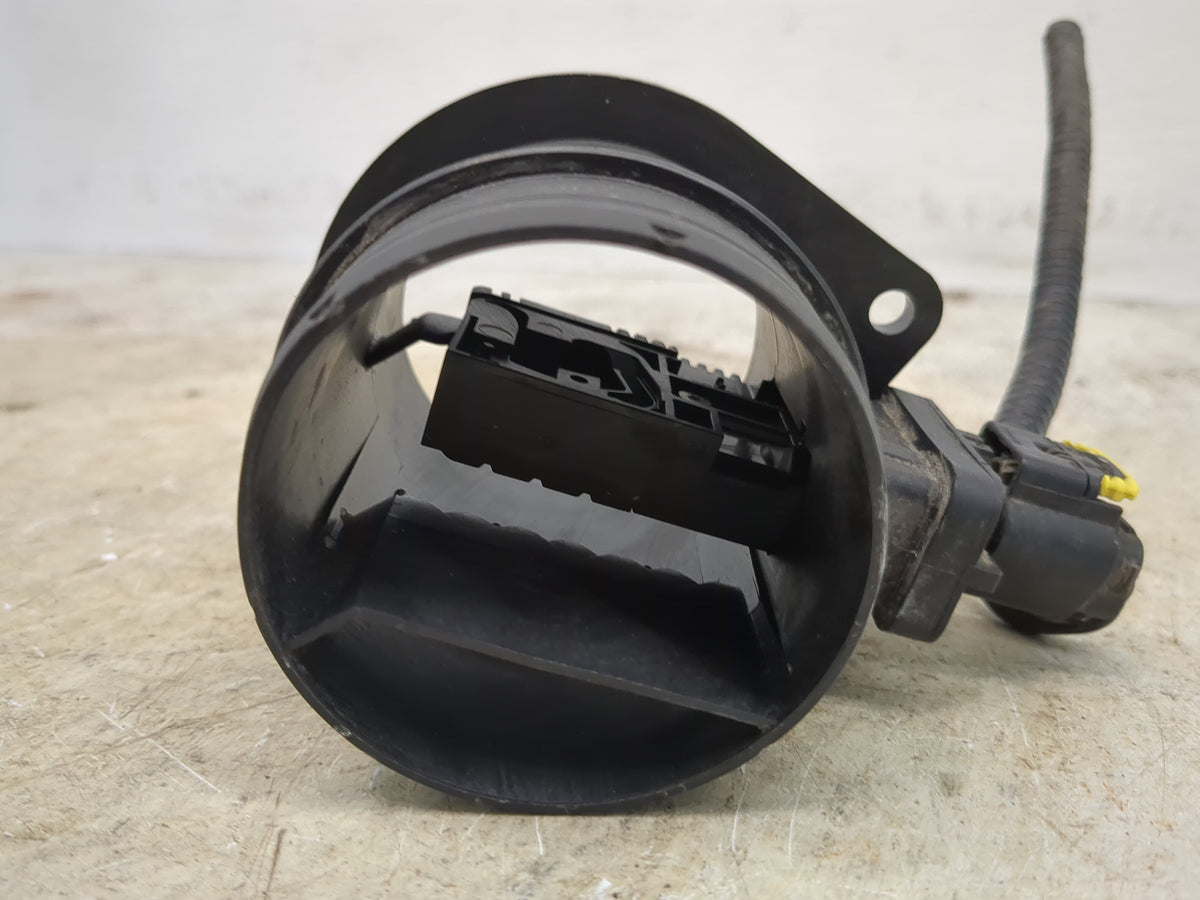 2017-2020 Jaguar F-pace Mass Air Flow Meter Maf Sensor 1520217 - Oemusedautoparts1.com