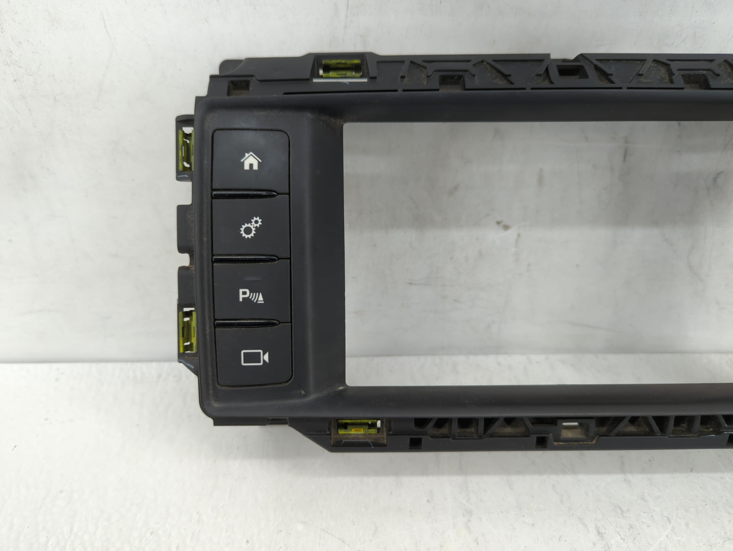 2017-2018 Jaguar F-Pace Radio AM FM Cd Player Receiver Replacement P/N:GX73-19F211-PB Fits Fits 2017 2018 OEM Used Auto Part
