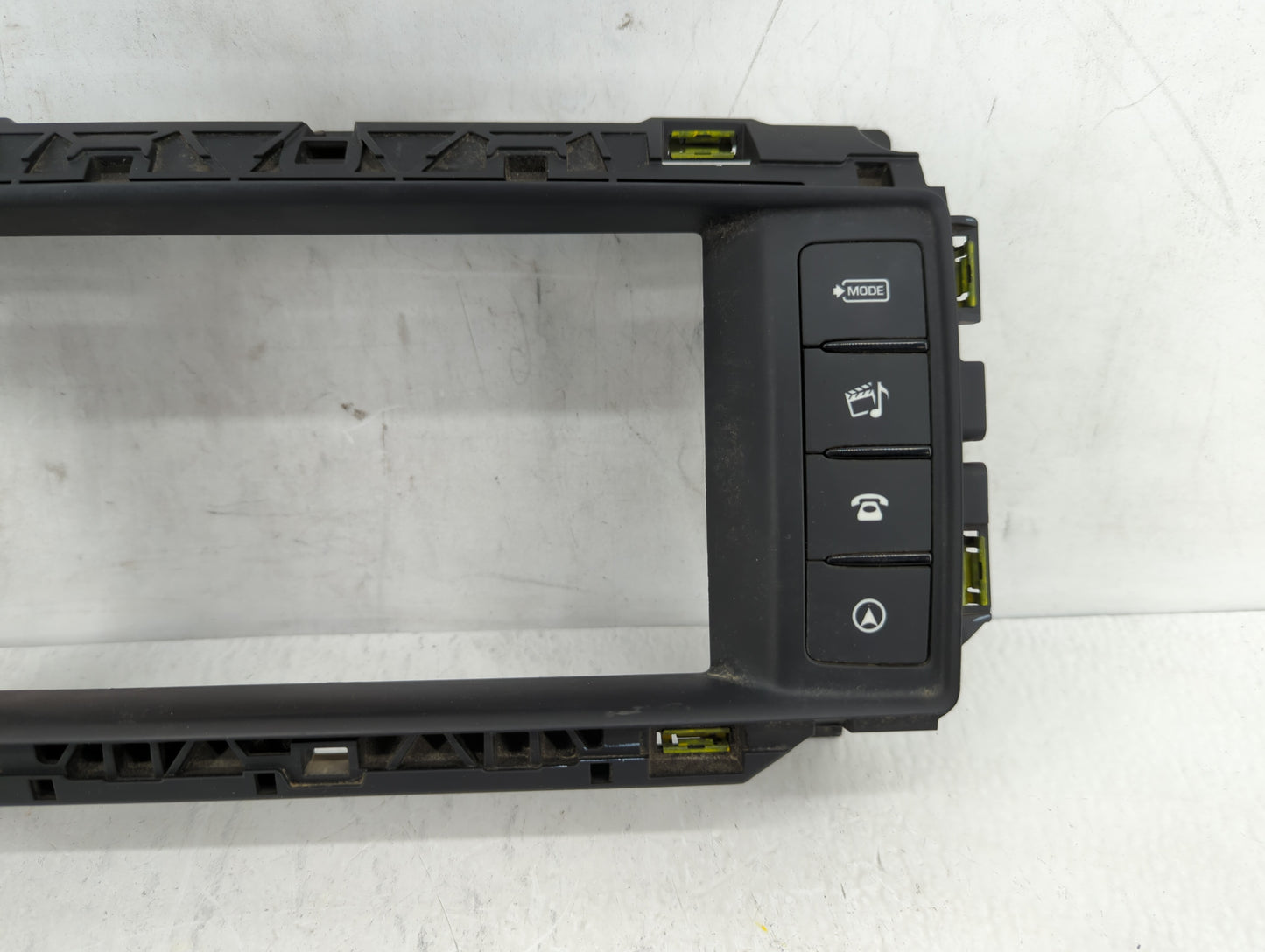 2017-2018 Jaguar F-Pace Radio AM FM Cd Player Receiver Replacement P/N:GX73-19F211-PB Fits Fits 2017 2018 OEM Used Auto Part