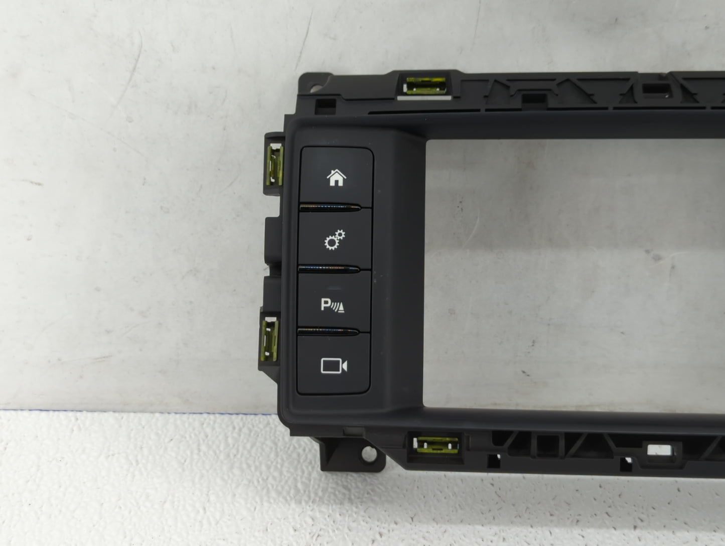 2017-2018 Jaguar F-Pace Radio AM FM Cd Player Receiver Replacement P/N:GX73-19F211-PB Fits Fits 2017 2018 OEM Used Auto Part