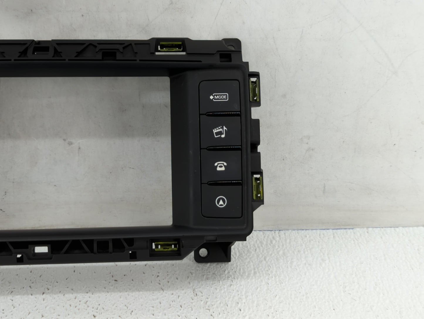 2017-2018 Jaguar F-Pace Radio AM FM Cd Player Receiver Replacement P/N:GX73-19F211-PB Fits Fits 2017 2018 OEM Used Auto Part