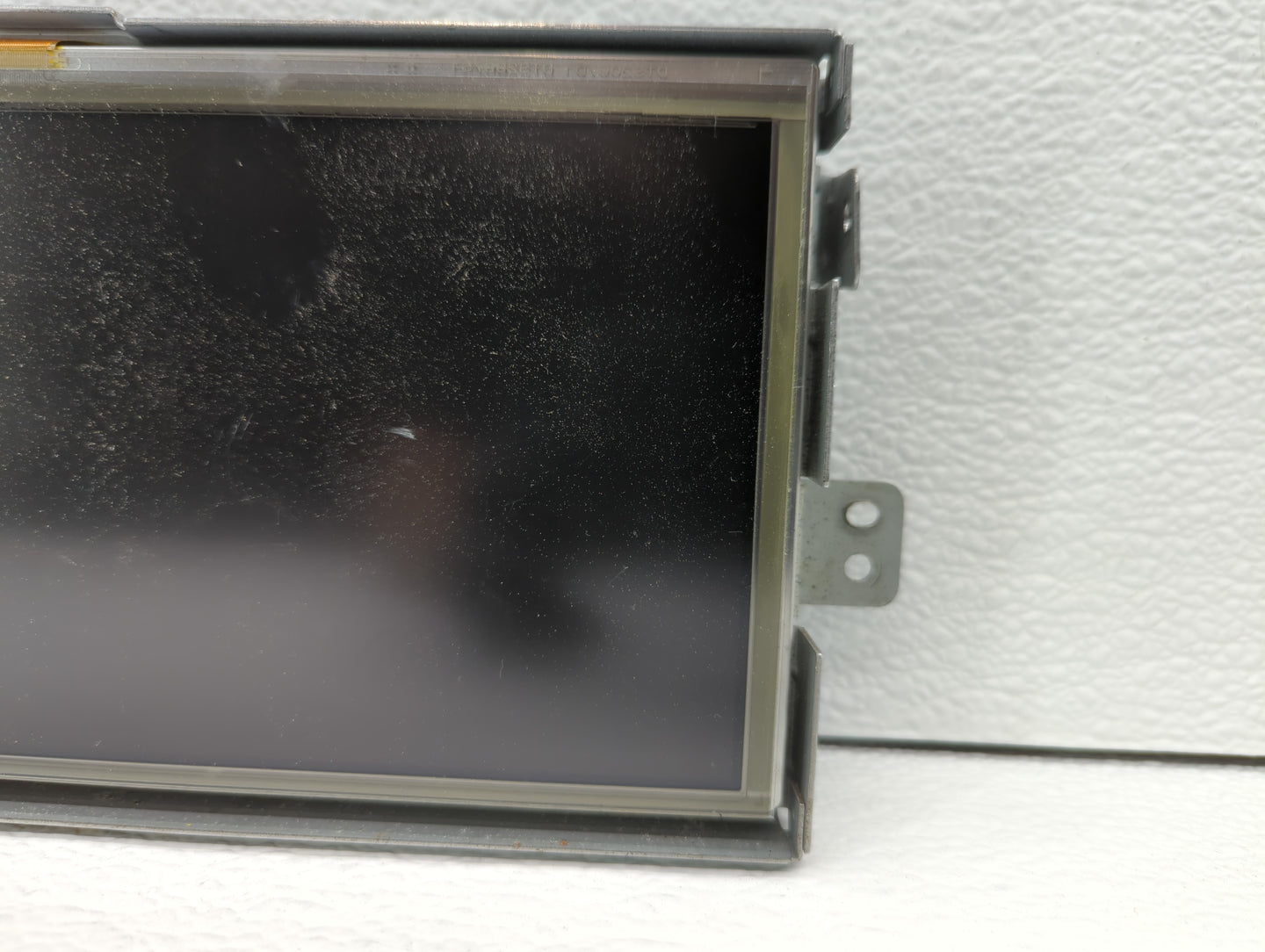 2017-2018 Jaguar F-pace Information Display Screen - Oemusedautoparts1.com