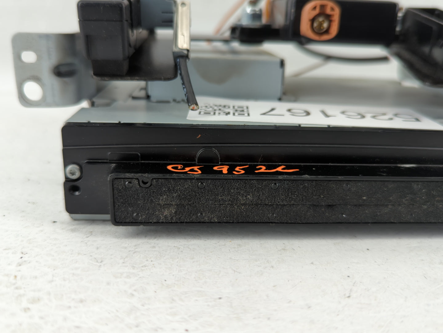 2017-2018 Jaguar F-pace Information Display Screen - Oemusedautoparts1.com