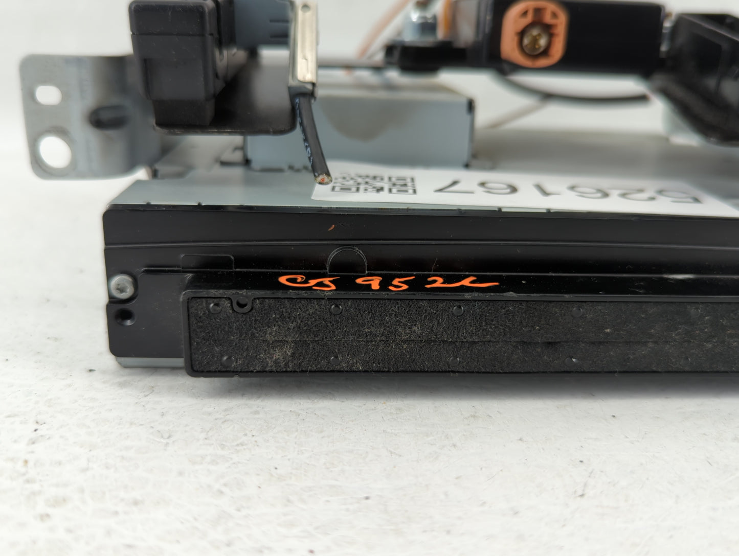 2017-2018 Jaguar F-pace Information Display Screen - Oemusedautoparts1.com