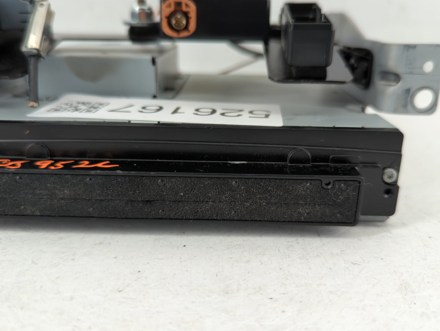 2017-2018 Jaguar F-pace Information Display Screen - Oemusedautoparts1.com