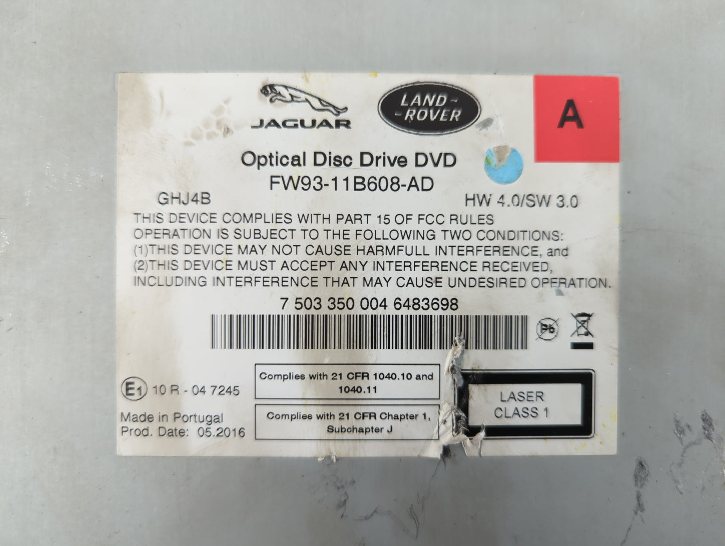 2017-2018 Jaguar F-pace Information Display Screen - Oemusedautoparts1.com