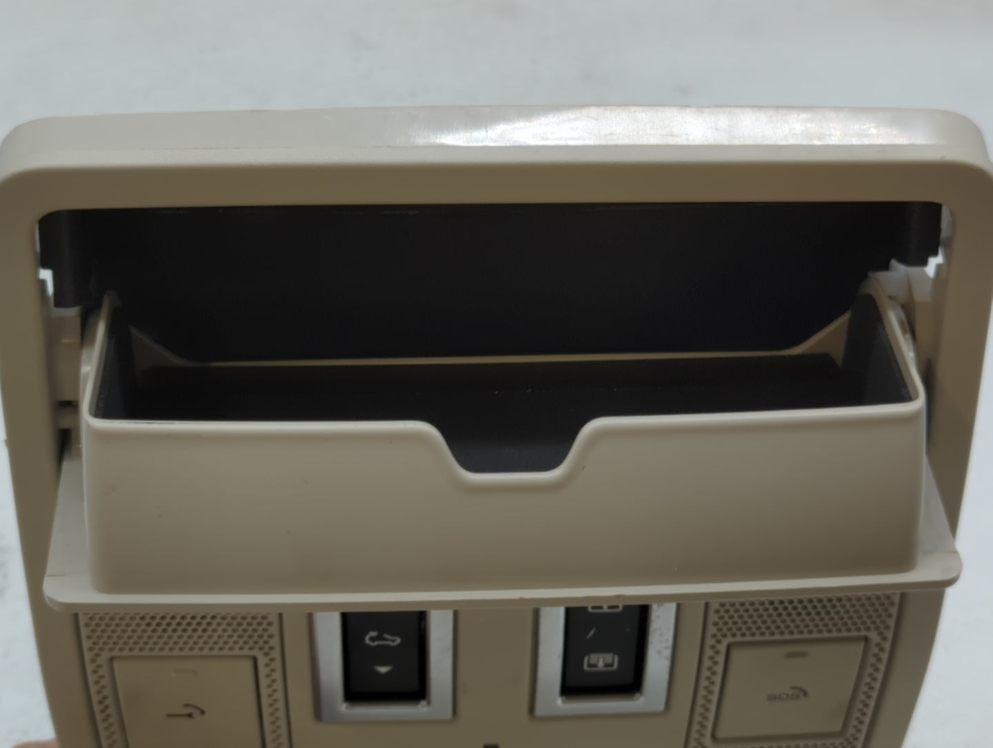 2017 Jaguar F-Pace Center Floor Console P/N:FK72-19A391-AA Fits OEM Used Auto Parts - Oemusedautoparts1.com