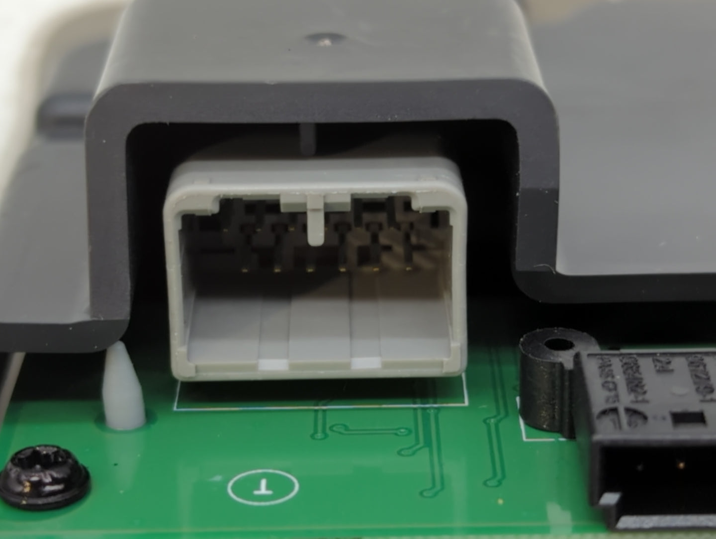 2017 Jaguar F-Pace Center Floor Console P/N:FK72-19A391-AA Fits OEM Used Auto Parts - Oemusedautoparts1.com