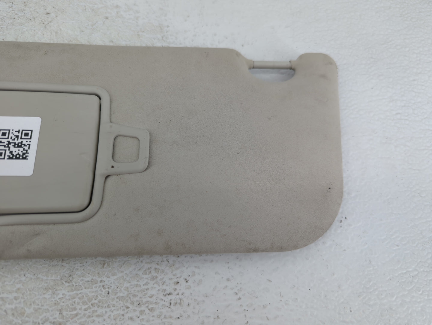 2017-2020 Jaguar F-Pace Sun Visor Shade Replacement Passenger Right Mirror Fits Fits 2017 2018 2019 2020 OEM Used Auto Parts