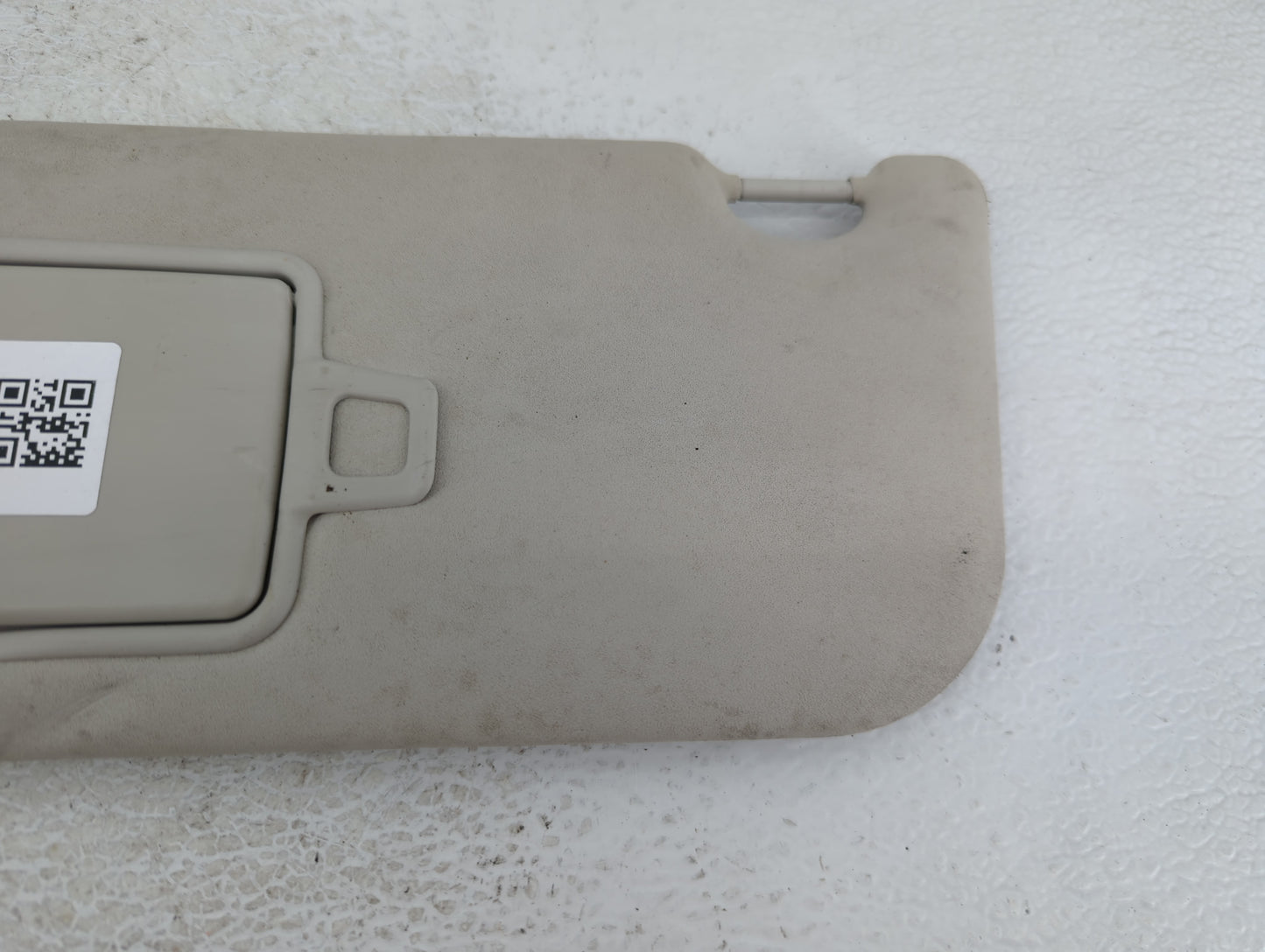 2017-2020 Jaguar F-Pace Sun Visor Shade Replacement Passenger Right Mirror Fits Fits 2017 2018 2019 2020 OEM Used Auto Parts