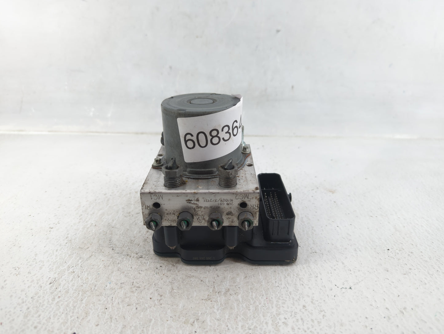 2017 Jaguar F-Pace ABS Pump Control Module Replacement P/N:HX73-14F447-AF Fits OEM Used Auto Parts - Oemusedautoparts1.com