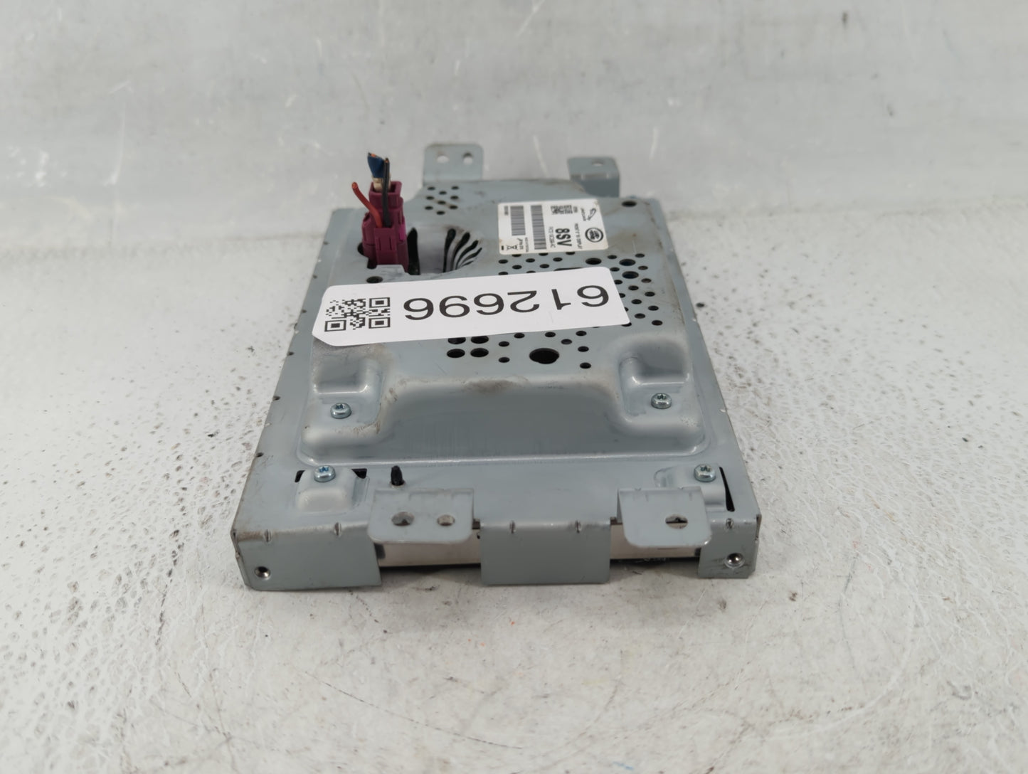 2017-2019 Jaguar F-pace Information Display Screen - Oemusedautoparts1.com