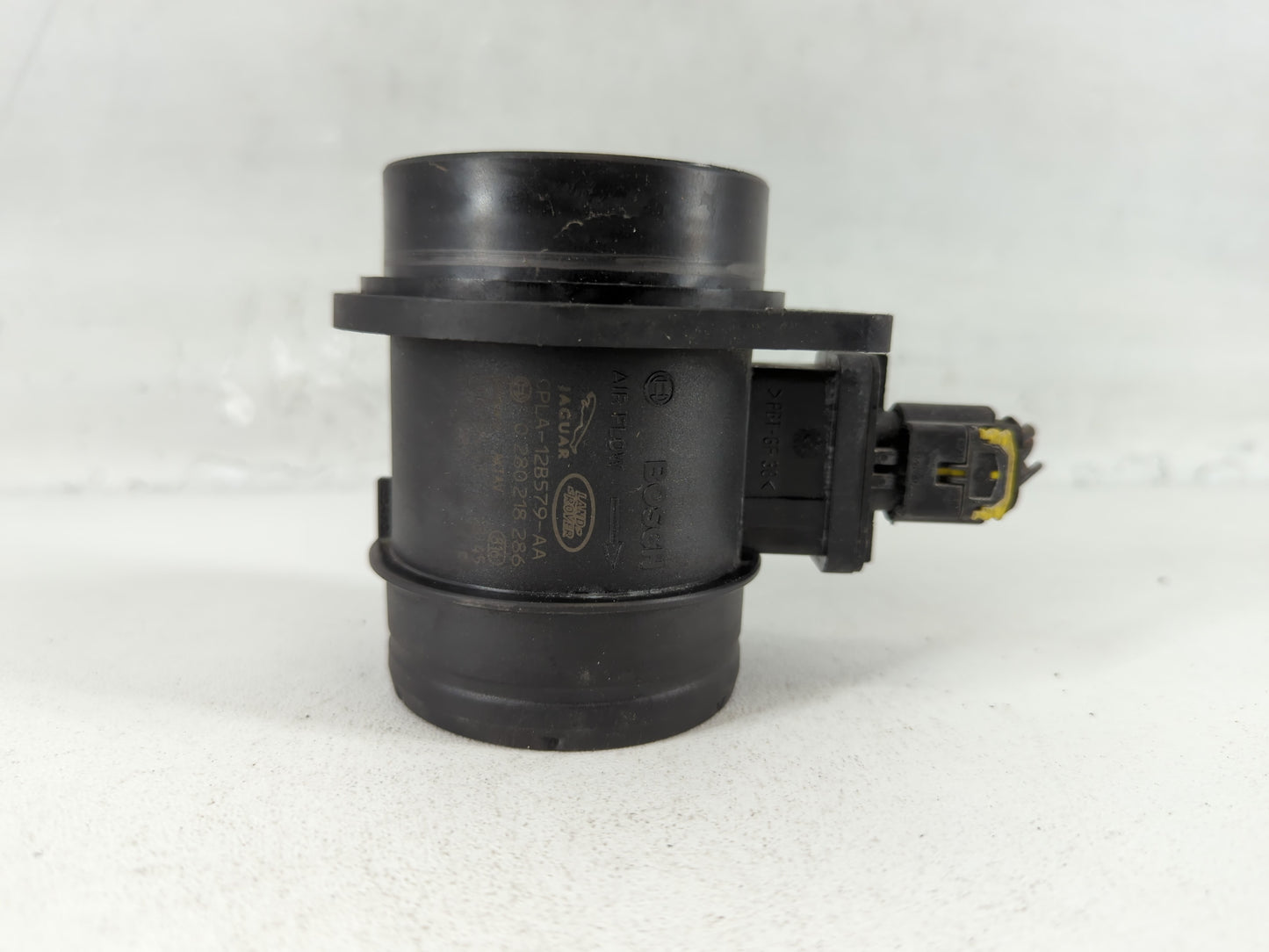 2017-2020 Jaguar F-pace Mass Air Flow Meter Maf - Oemusedautoparts1.com