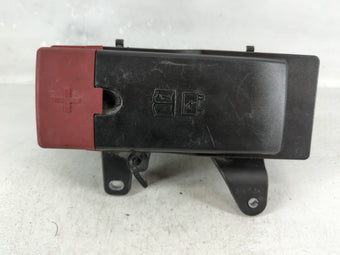 compare product 2017-2019 Jaguar Xe Fusebox Fuse Box Panel Relay Module P/N:GX73-14A076-AA Fits Fits 2017 2018 2019 OEM Used Auto Parts