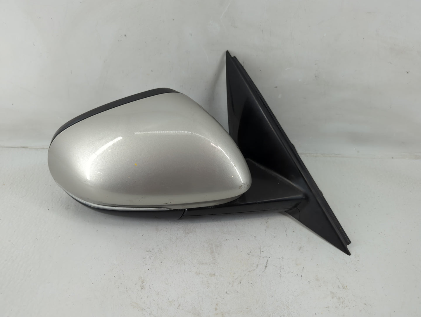 2017-2019 Jaguar Xe Passenger Side View Mirror - Right Door Mirror OEM Used - Oemusedautoparts1.com