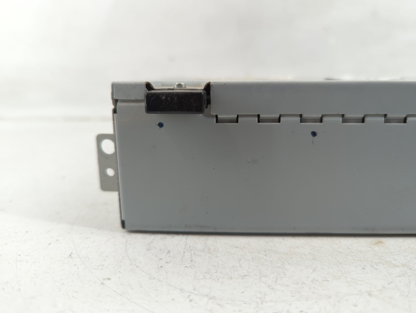 2017-2018 Jaguar Xe Radio AM FM Cd Player Receiver Replacement P/N:HX63-18K812-DC Fits Fits 2016 2017 2018 2019 OEM Used Aut