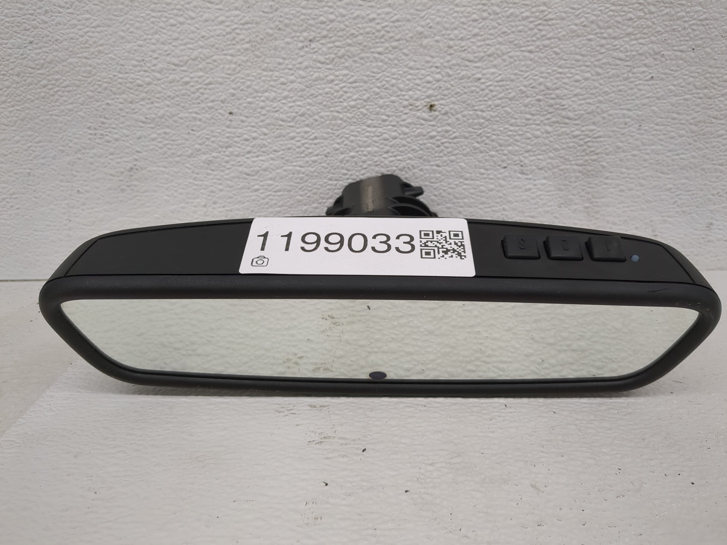 2017-2018 Jaguar Xe Interior Rear View Mirror Replacement OEM P/N:E11045891 E11015891, E11025891 Fits Fits 2016 2017 2018 20