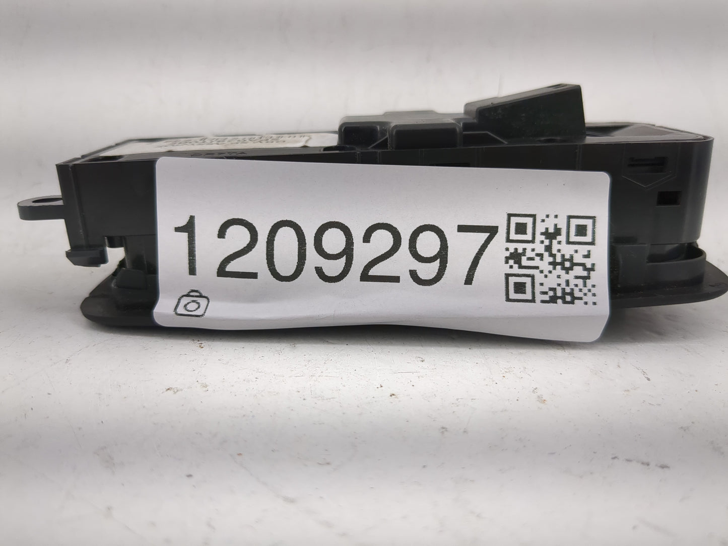 2017-2019 Jaguar Xe Master Power Window Switch Replacement Driver Side Left Fits Fits 2015 2016 2017 2018 2019 OEM Used Auto