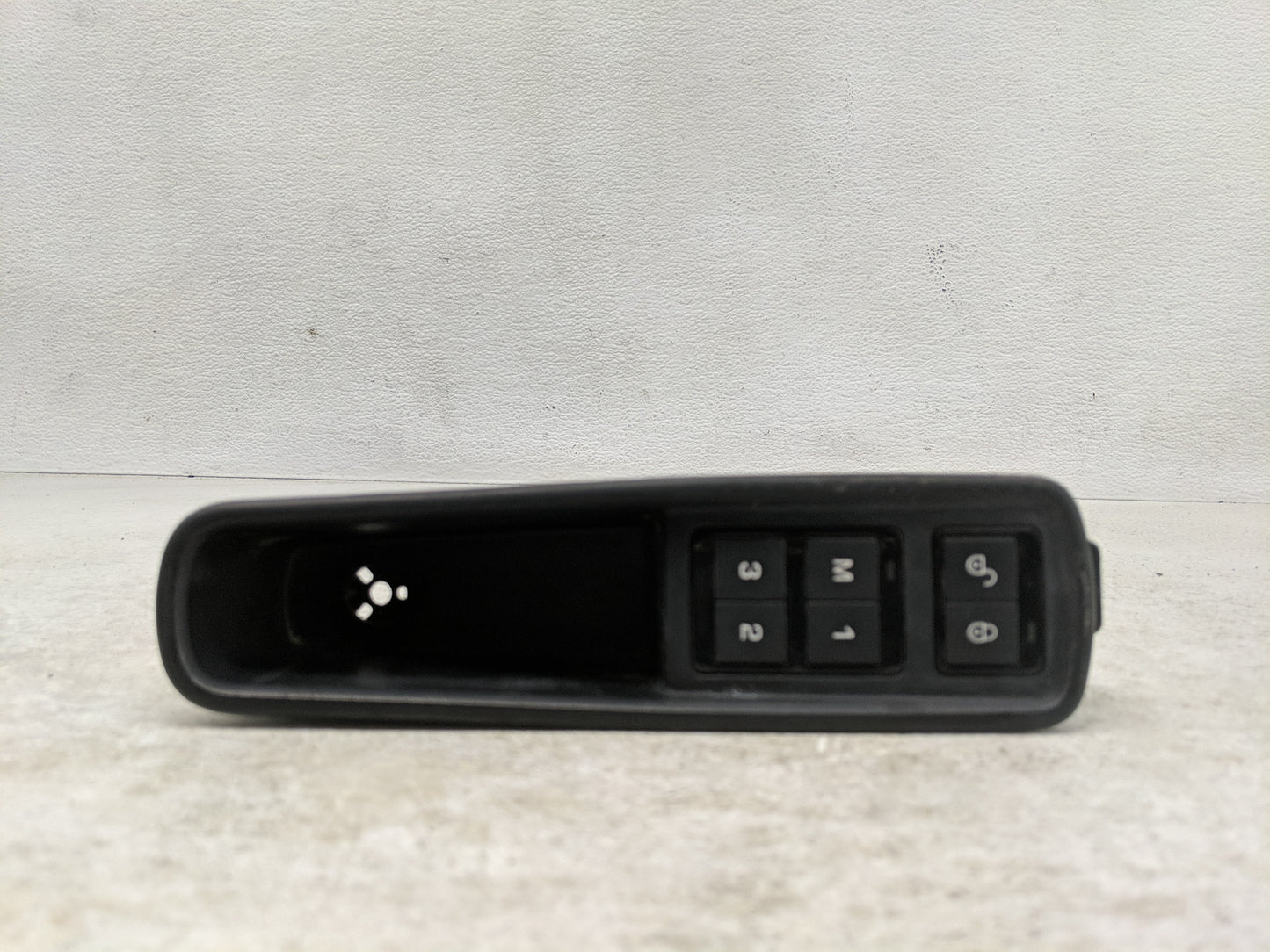2017-2019 Jaguar Xe Master Power Window Switch Replacement Driver Side Left Fits Fits 2016 2017 2018 2019 OEM Used Auto Part