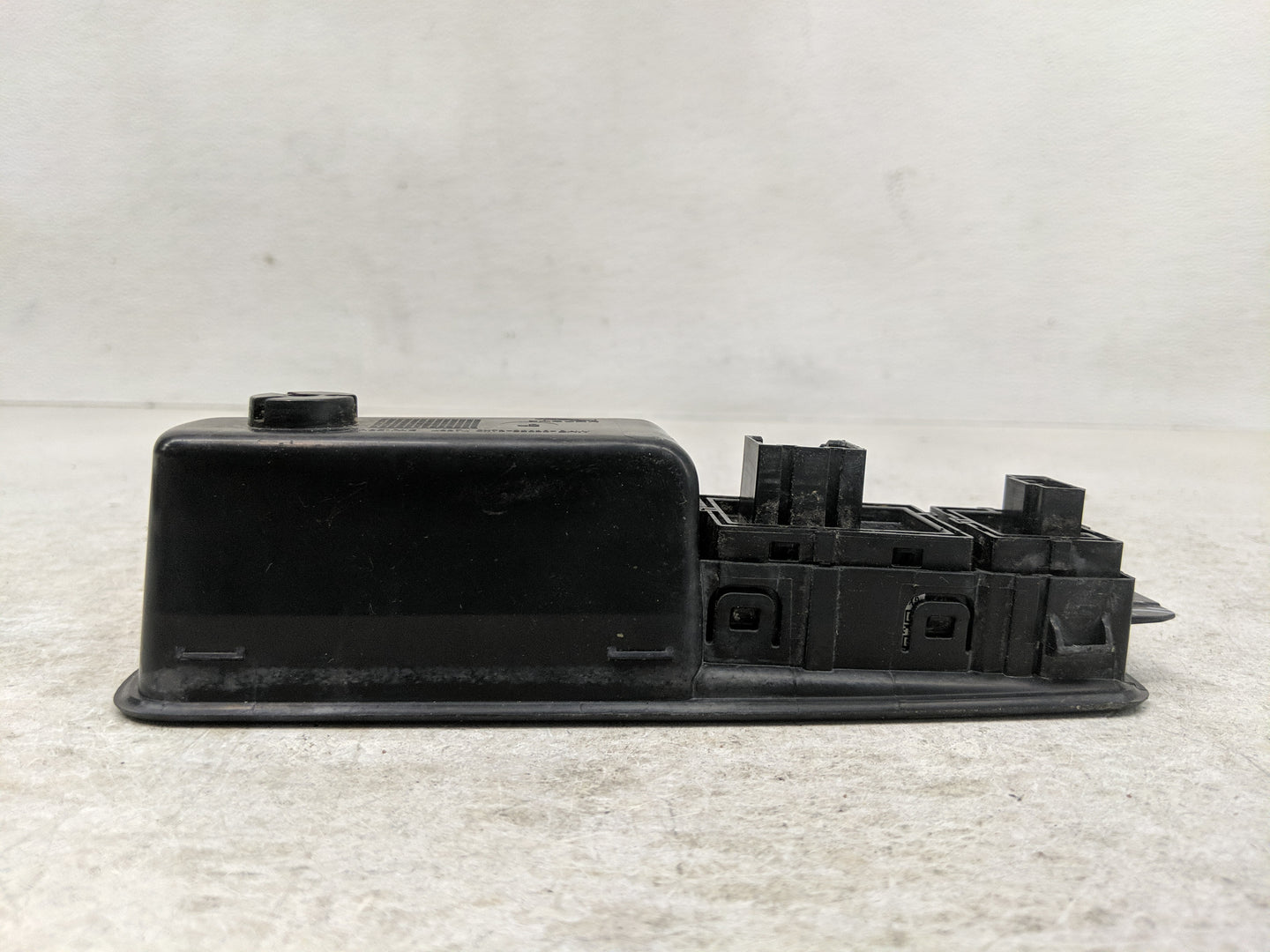 2017-2019 Jaguar Xe Master Power Window Switch Replacement Driver Side Left Fits Fits 2016 2017 2018 2019 OEM Used Auto Part