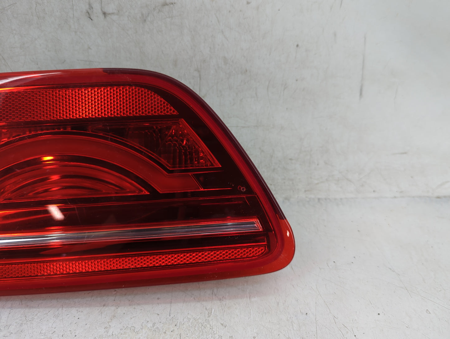 2017-2019 Jaguar Xe Tail Light Assembly Passenger Right OEM Fits Fits 2017 2018 2019 OEM Used Auto Parts - Oemusedautoparts1