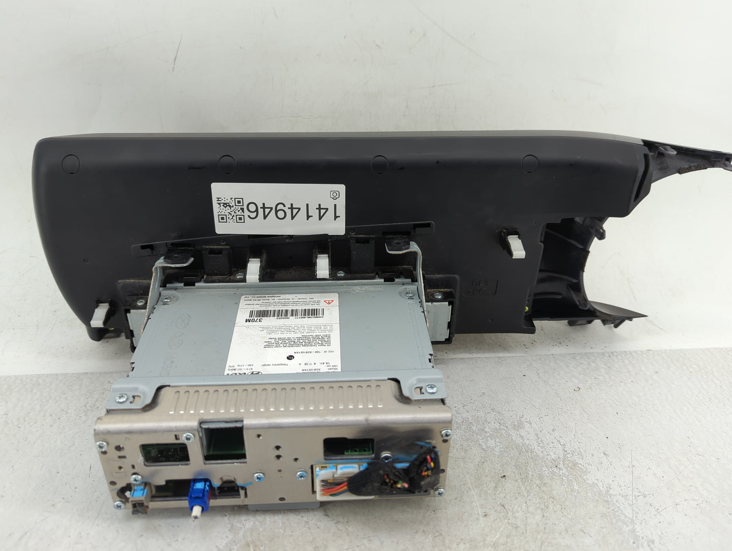 2017-2018 Jaguar Xe Radio AM FM Cd Player Receiver Replacement P/N:96160L3700FHL Fits Fits 2016 2017 2018 2019 OEM Used Auto