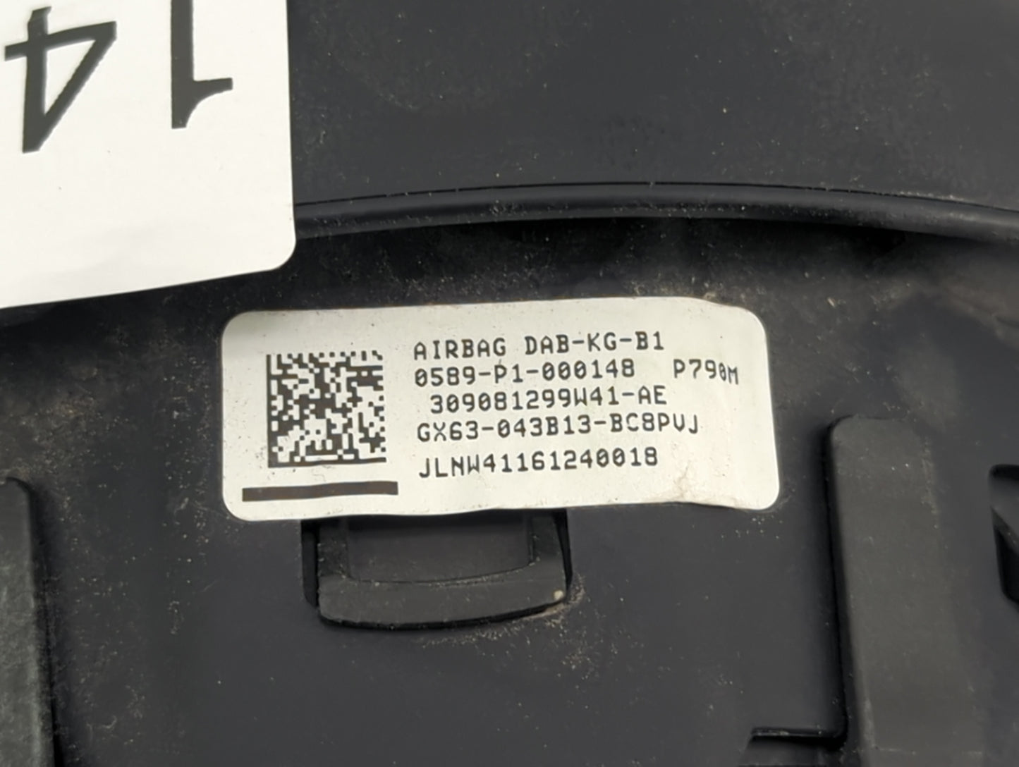 2017-2019 Jaguar Xe Air Bag Driver Left Steering Wheel Mounted P/N:GX63-043B13-BC8PVJ 309081299W41-AE Fits OEM Used Auto Par