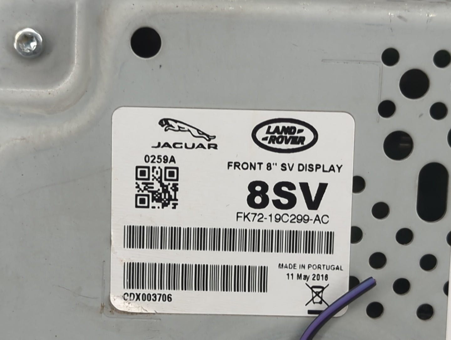 2017-2018 Jaguar Xe Information Display Screen Black - Oemusedautoparts1.com