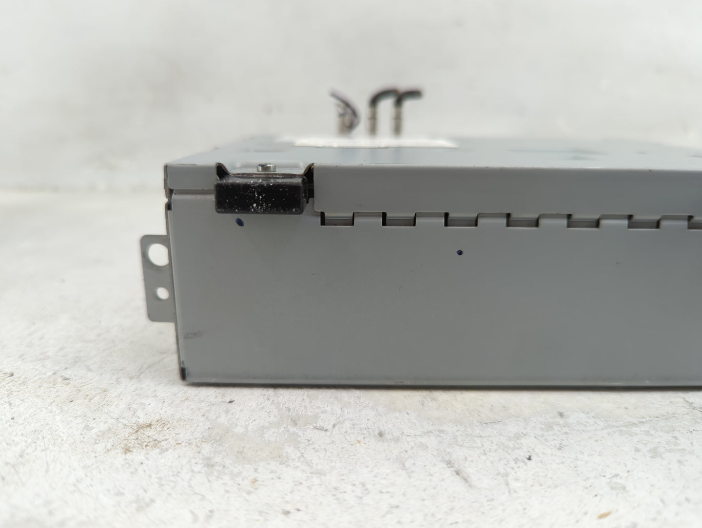 2017-2018 Jaguar Xe Radio AM FM Cd Player Receiver Replacement P/N:HX63-18K812-DB A50139969 Fits Fits 2016 2017 2018 2019 OE