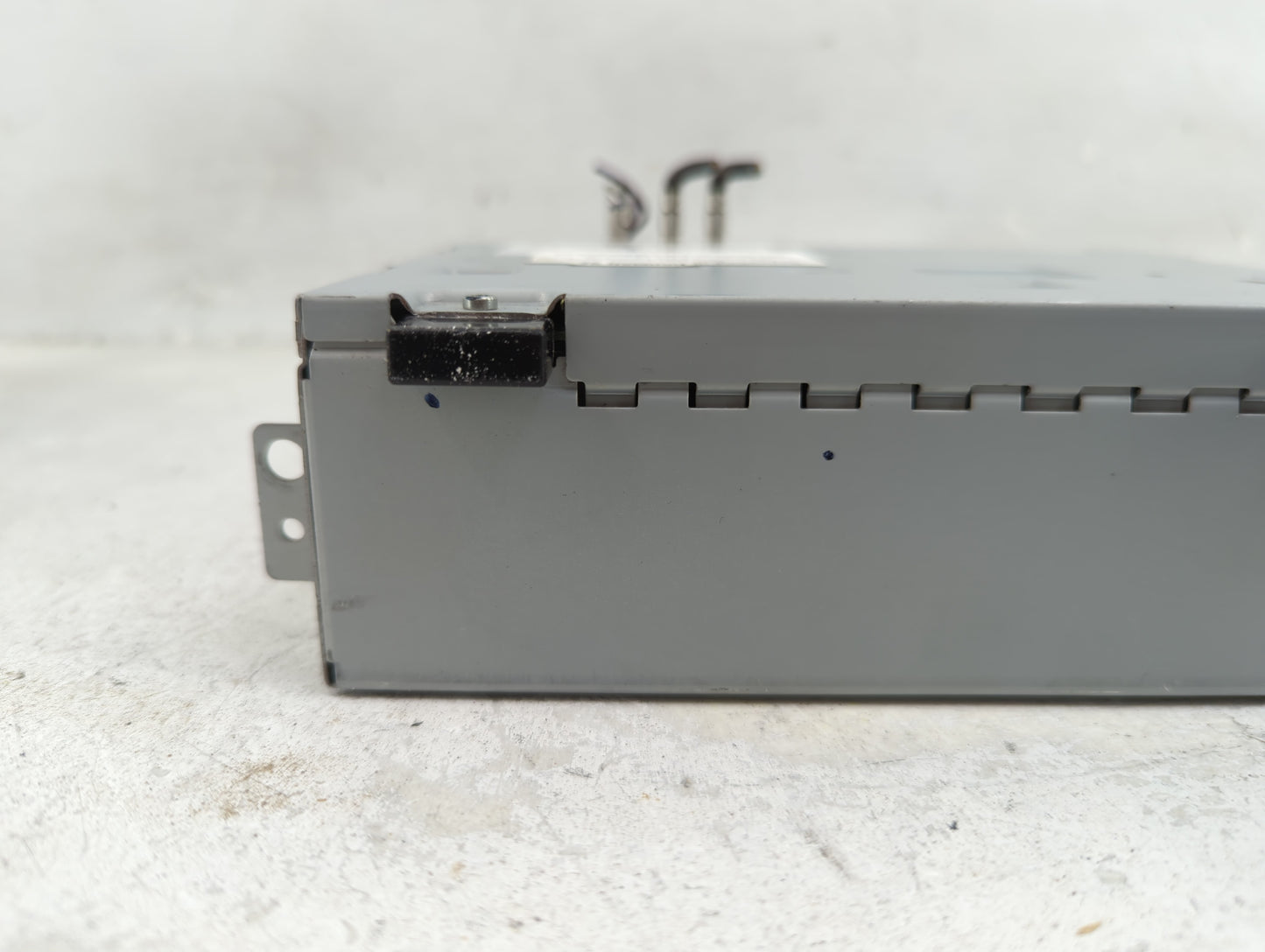 2017-2018 Jaguar Xe Radio AM FM Cd Player Receiver Replacement P/N:HX63-18K812-DB A50139969 Fits Fits 2016 2017 2018 2019 OE